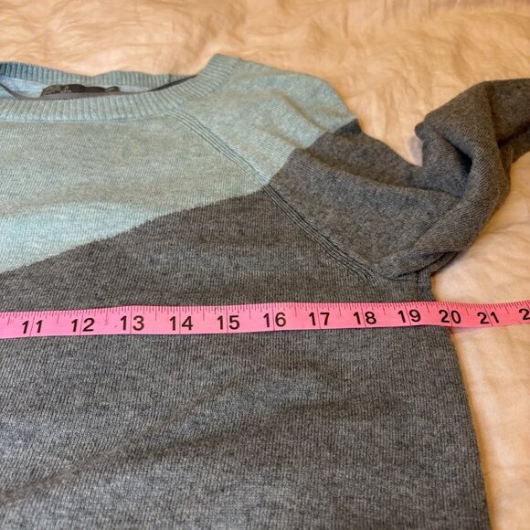 Prana Women's Havaar Colorblock Long Sleeve Sweater Gray Wool Blend Size XS #252 - Picture 5 of 7
